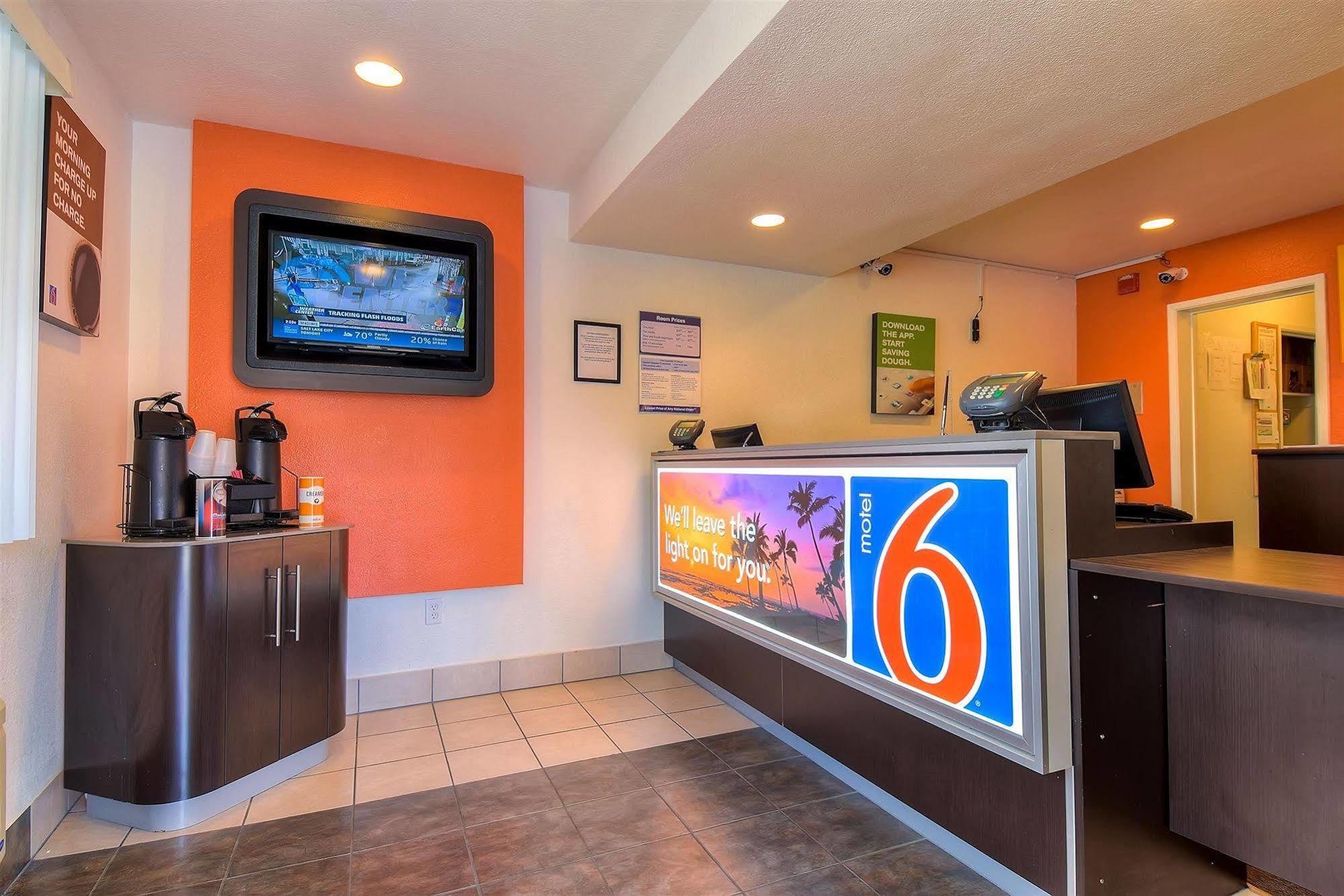 Motel 6-Westminster, CA - South - Long Beach Area Exterior foto