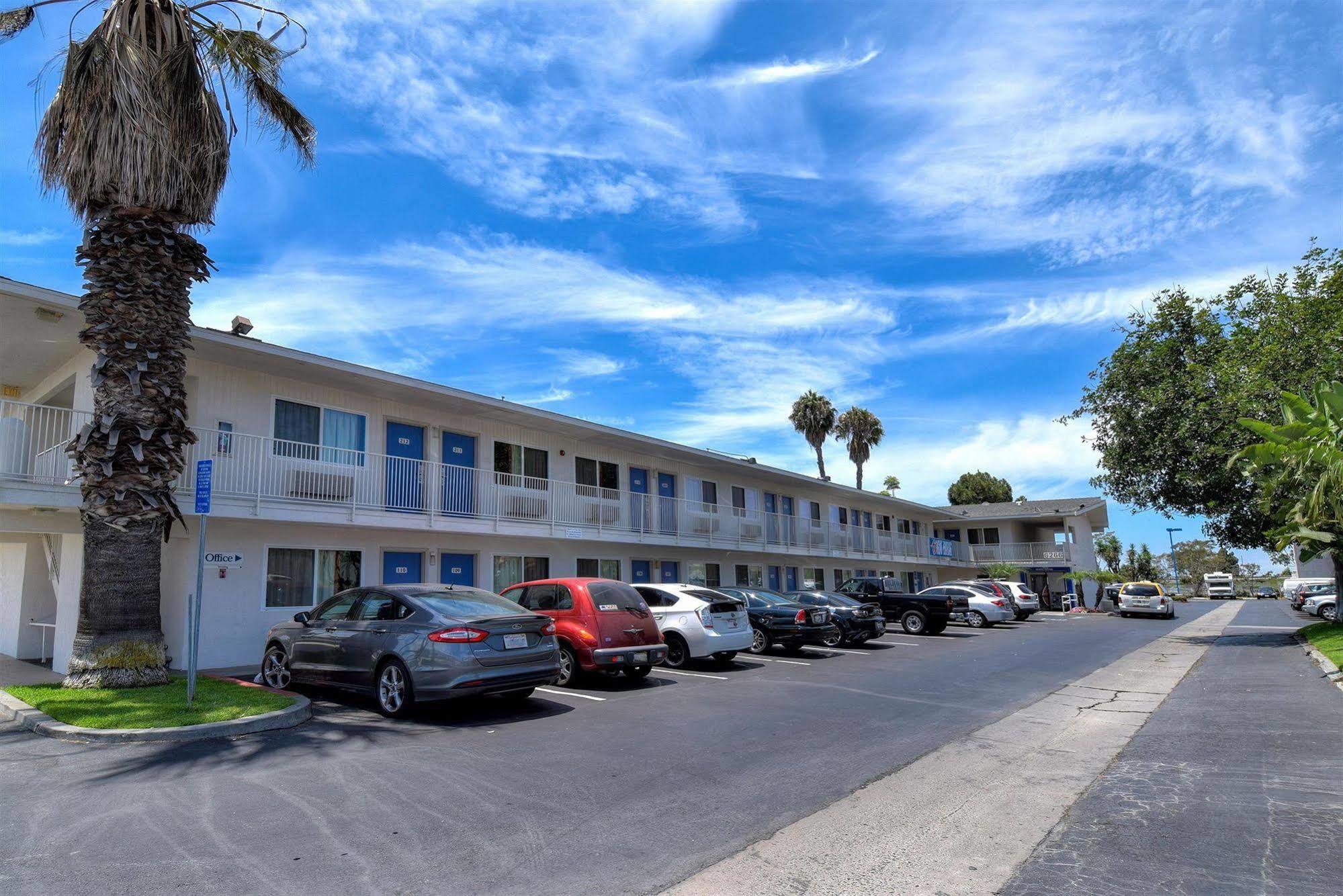 Motel 6-Westminster, CA - South - Long Beach Area Exterior foto